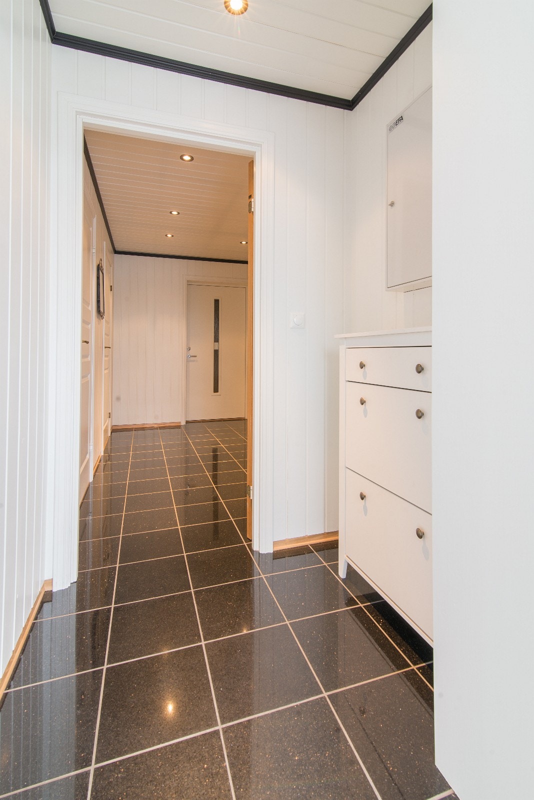 Gangen i 1. etasje Galleribilde