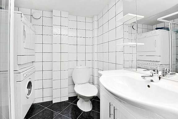 Bad med vask- og tørketrommel: Bådegate 5, 4006 Stavanger Galleribilde