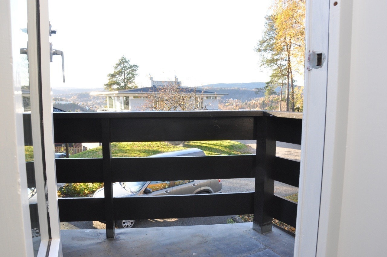 Balkong fra gang 2. etg Galleribilde