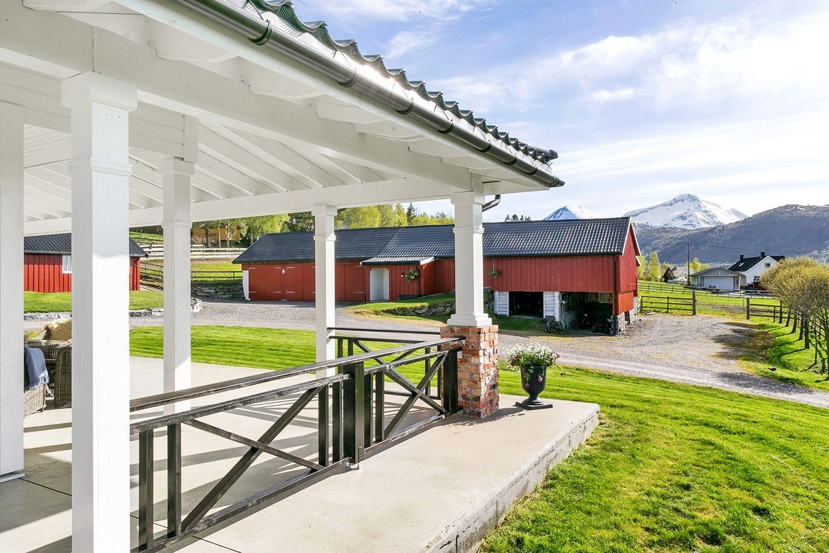 Uteområde Galleribilde