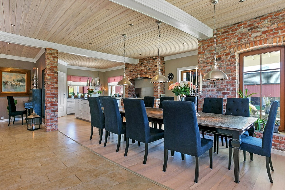 Spisestue ved kjøkken Galleribilde