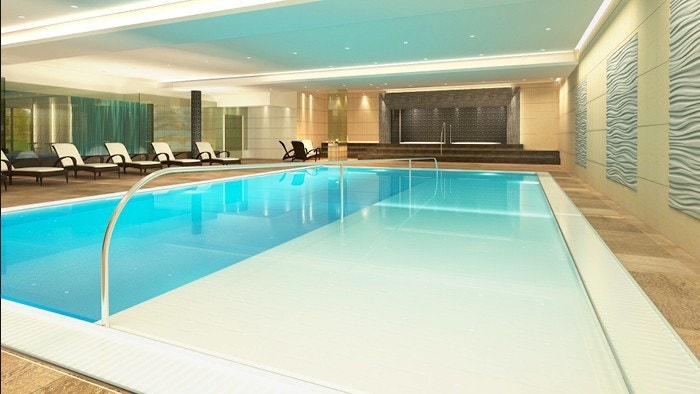 Et av bassengene på Røa Bad, 10 minutter kjøring fra Søndre Tangen Galleribilde