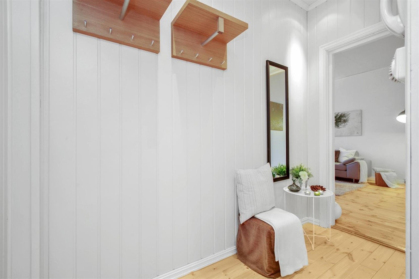 God plass til oppheng av yttertøy Galleribilde