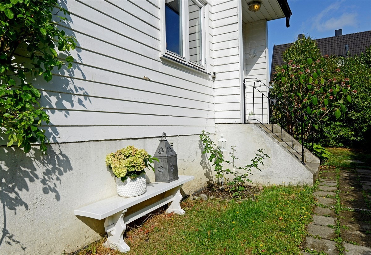 Boligen holder normal god standard og fremstår som godt vedlikeholdt. Galleribilde