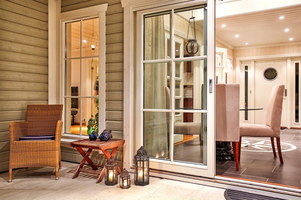 Uteplass Galleribilde