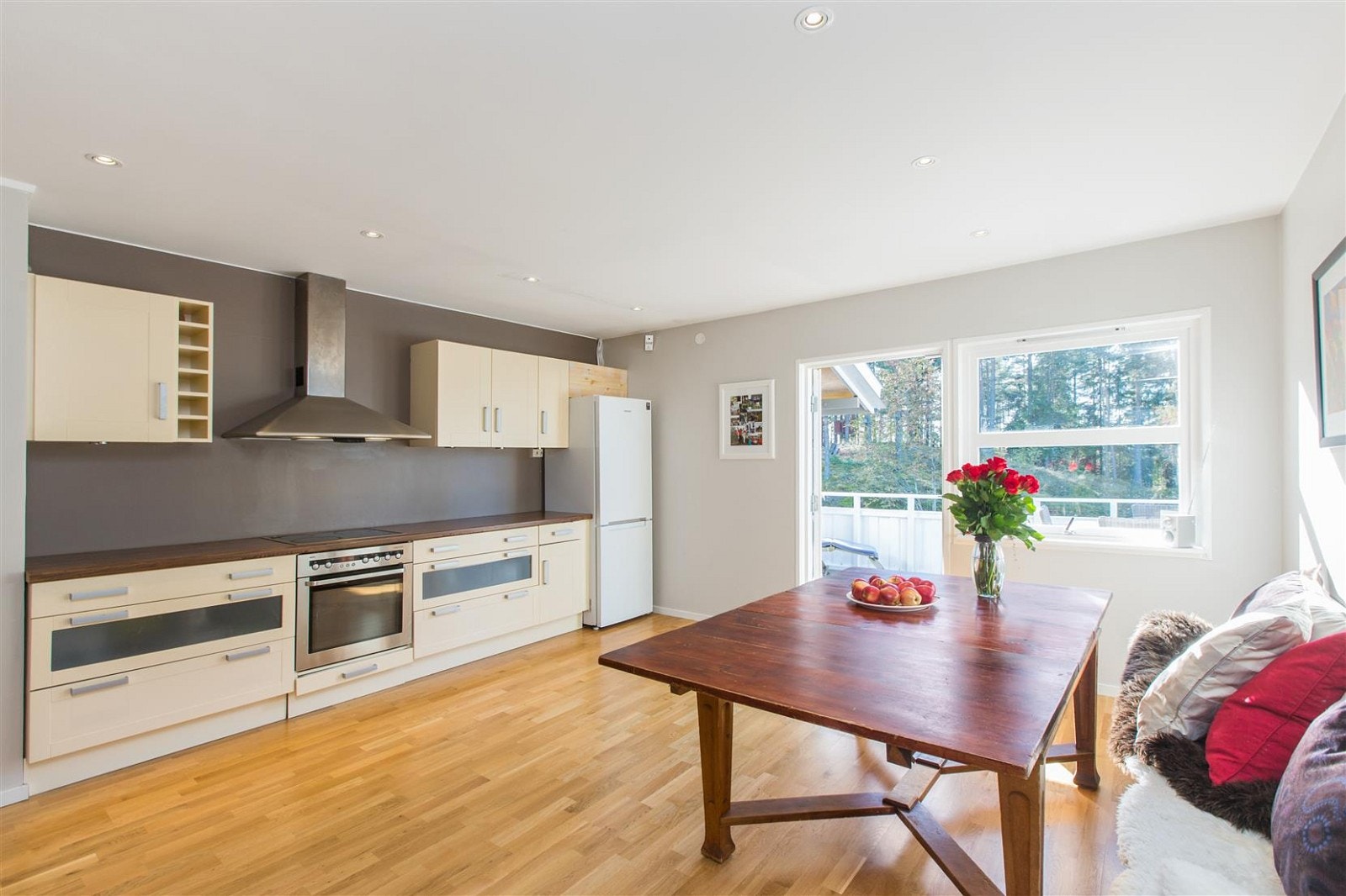 Praktisk kjøkkenløsning Galleribilde