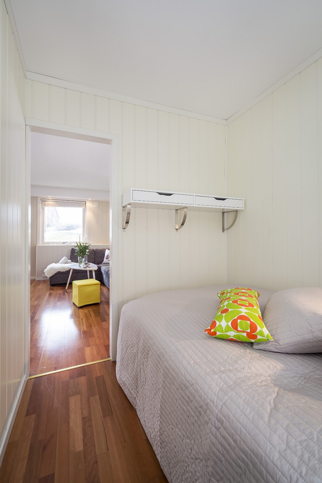 Sovealkove med plass for to Galleribilde