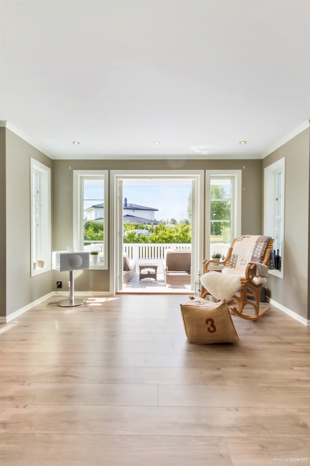 Stue med gode lysforhold Galleribilde