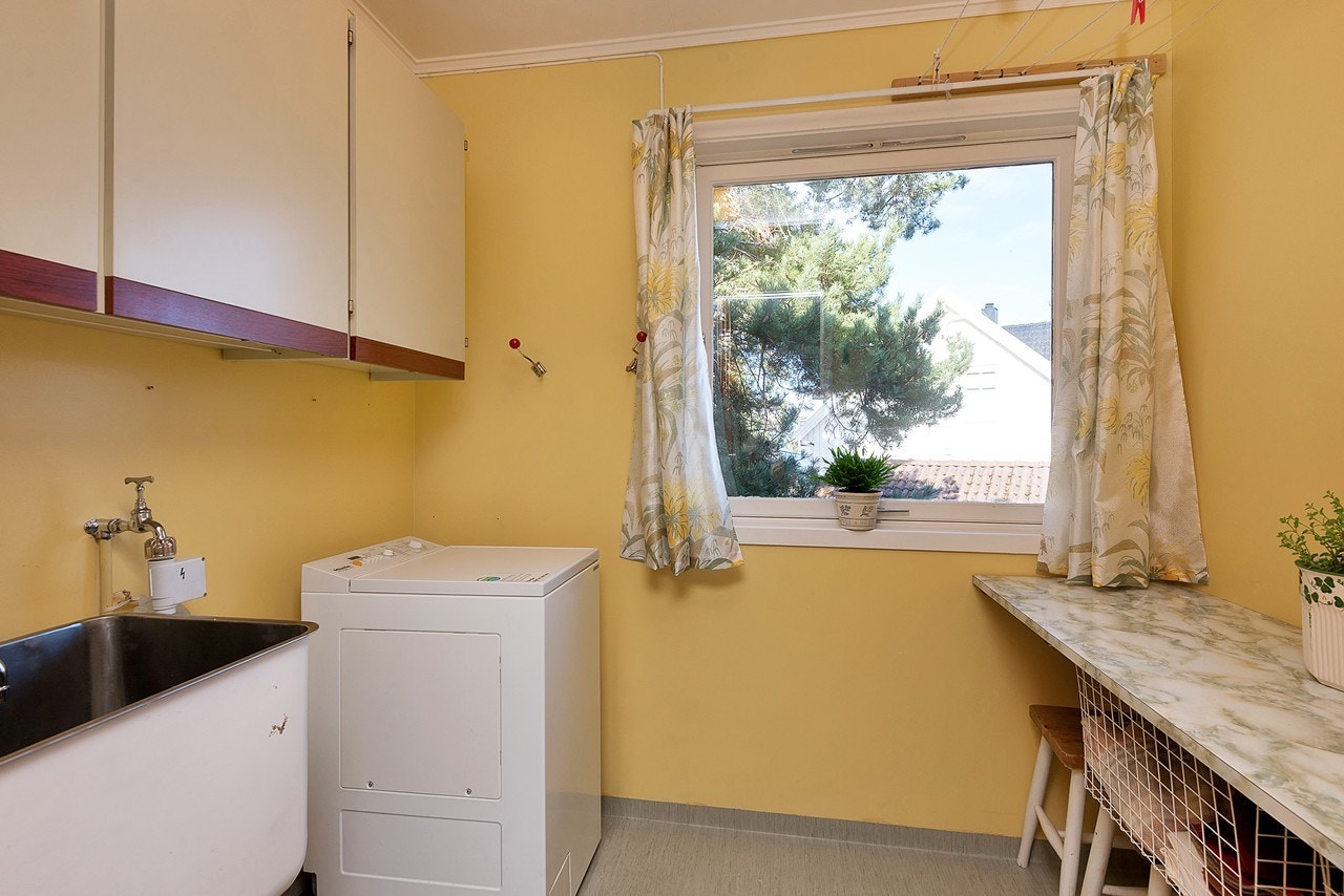 Vaskerom Galleribilde