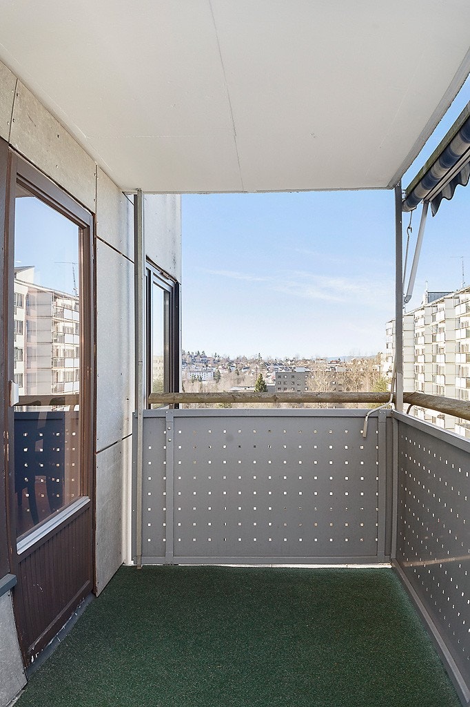 Vestvendt veranda på ca. 7,5m2 med markise Galleribilde