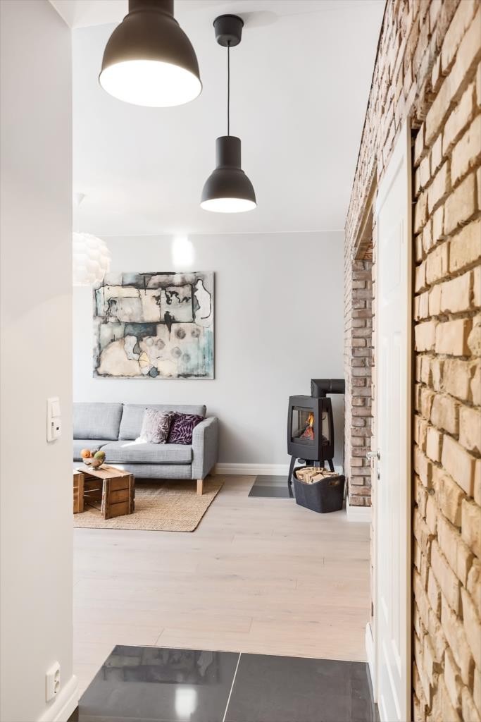 Entré mot stue. Galleribilde