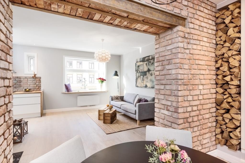 Stue sett fra spisesone. Galleribilde