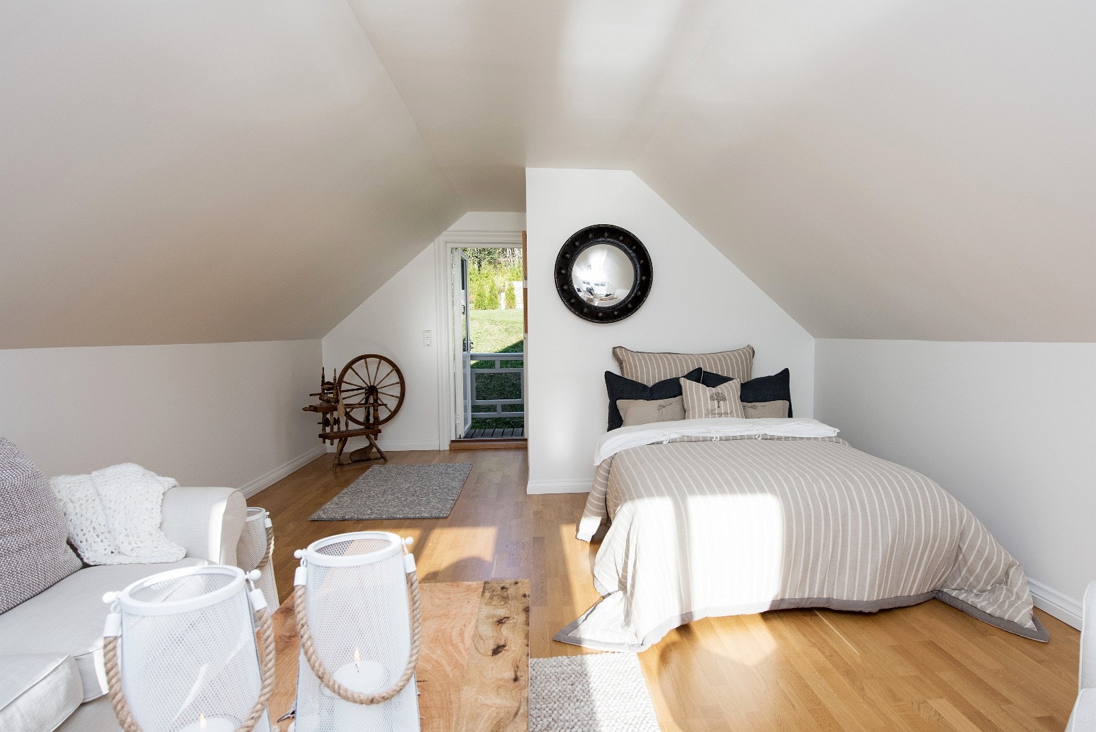 Gjesterom i naustets loftsetasje Galleribilde