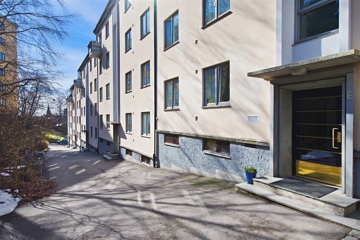 Pen fasade, her sett fra øst Galleribilde