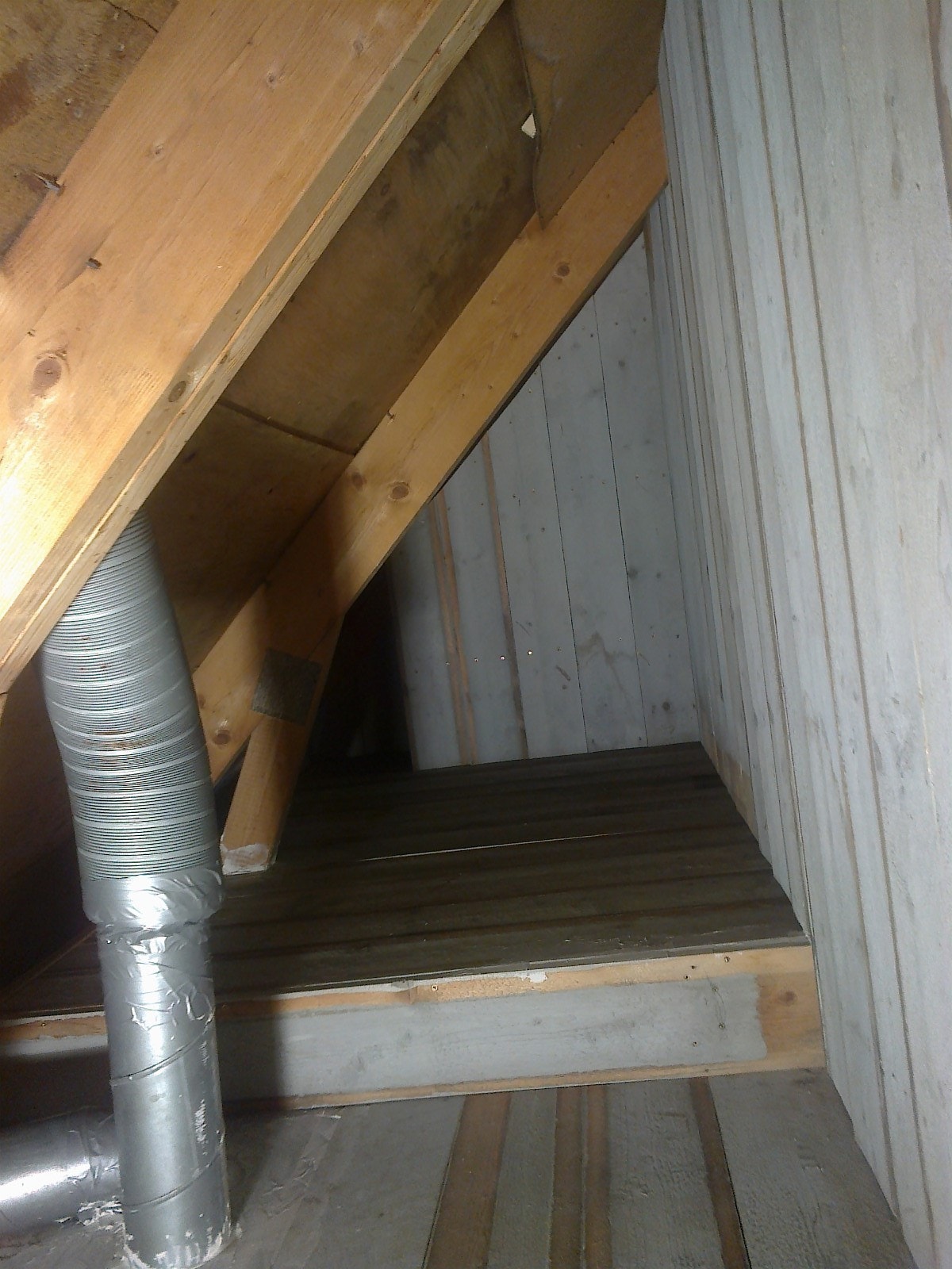 Masse plass til esker og kofferter Galleribilde