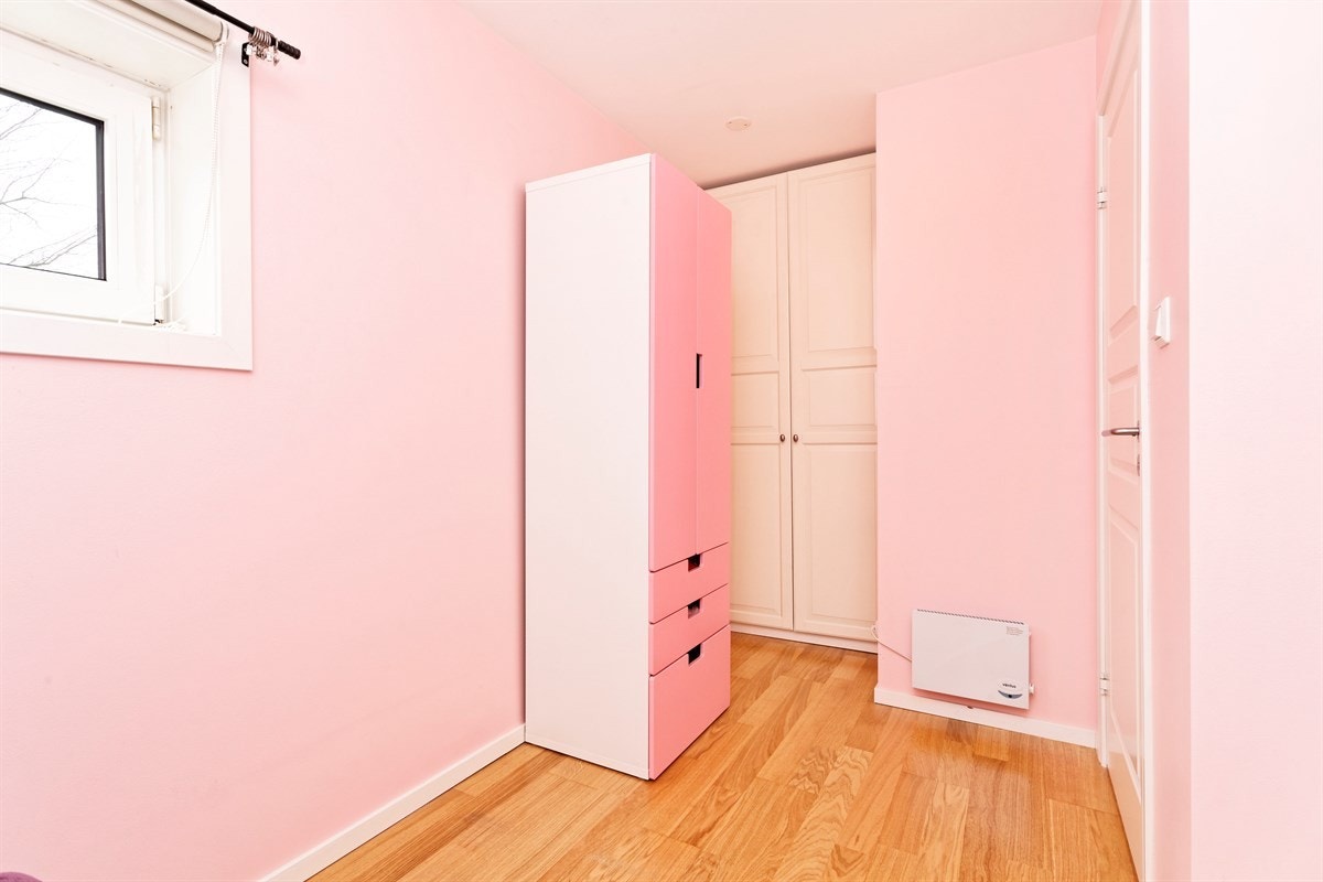 Det er godt med skapplass også her Galleribilde