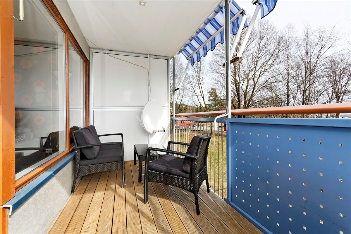 Velkommen til Hovseterveien 84 - En attraktiv 2(3)-roms hjørneleilighet med balkong, garasjeplass og heis Galleribilde