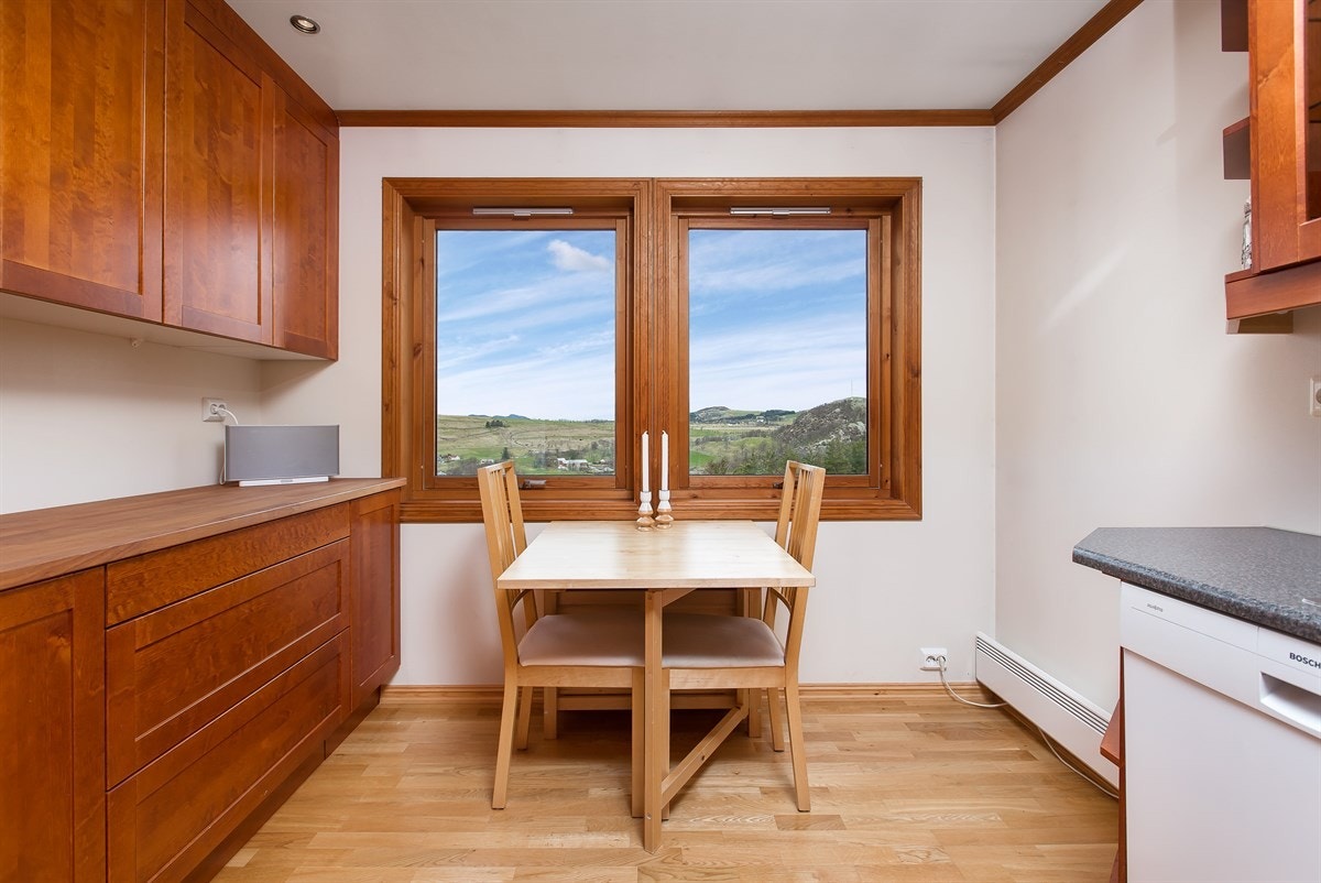 24 - Kvitlyngveien 3 Galleribilde