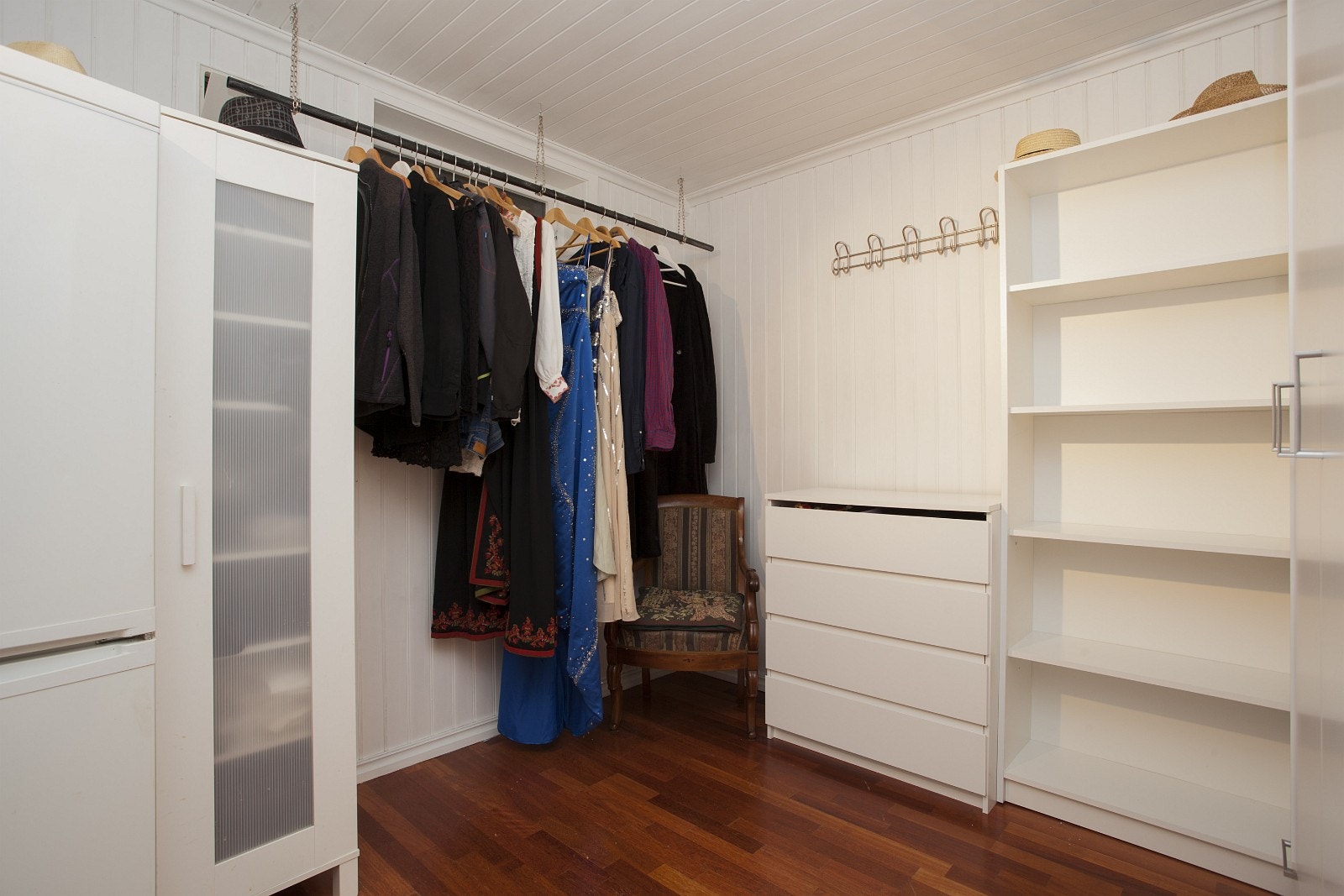 Walk in closet Galleribilde