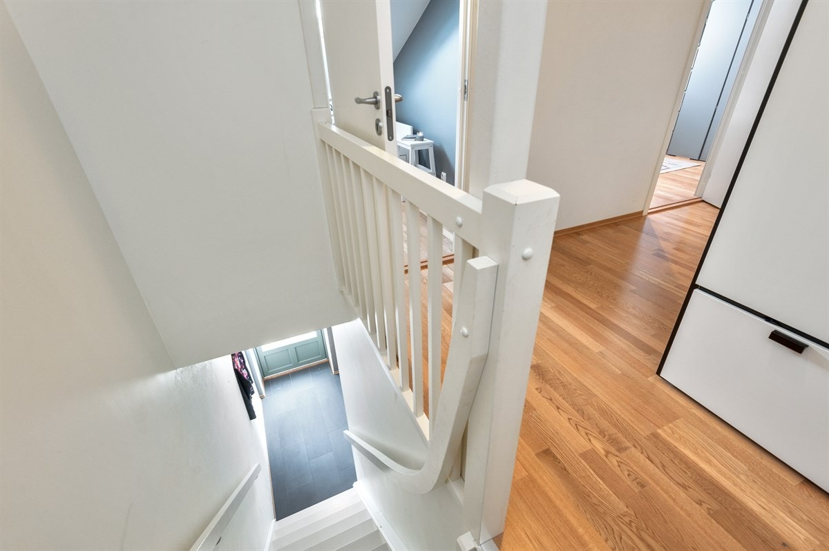 Trappen opp til 2.etasje Galleribilde