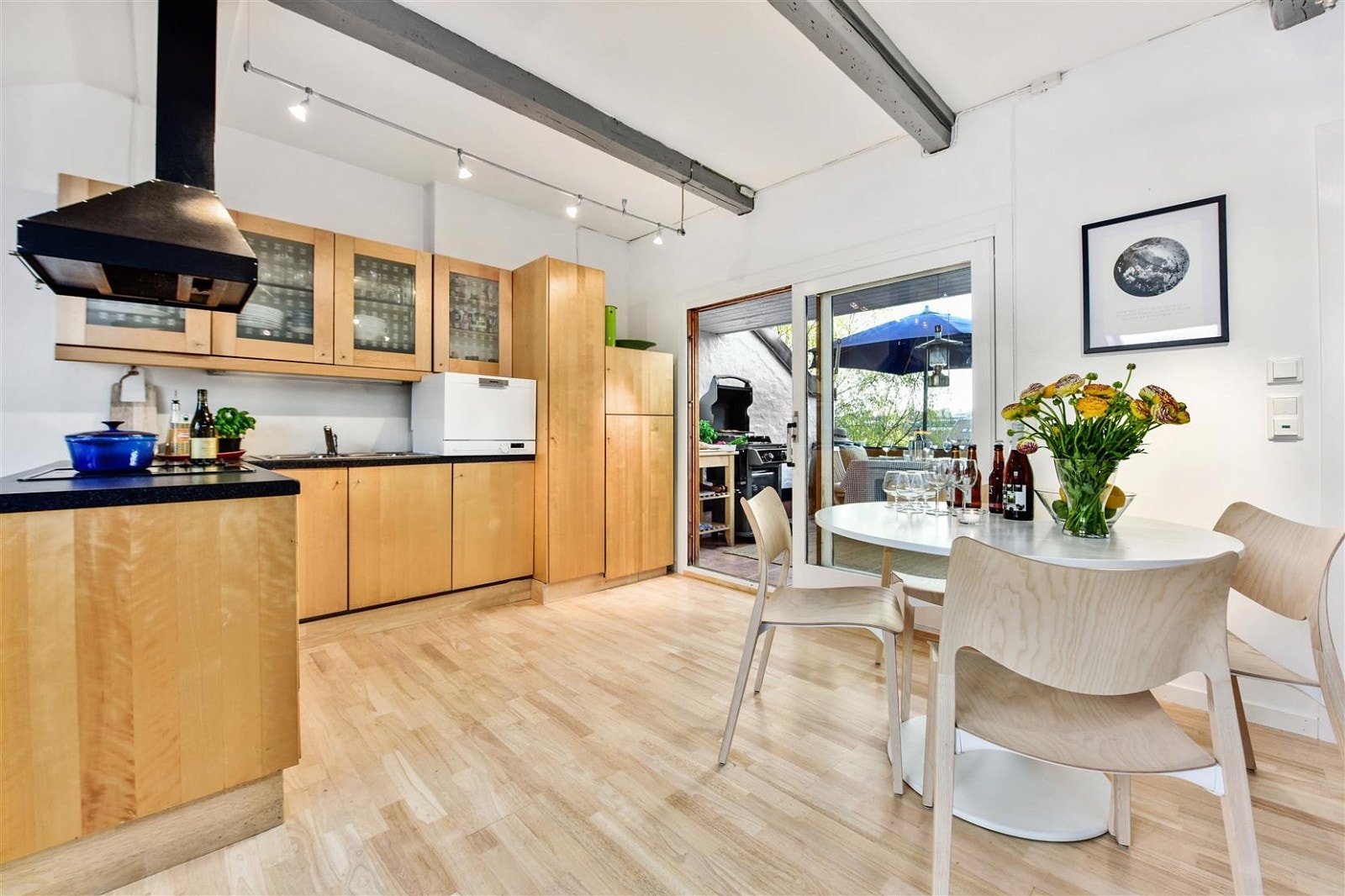 Her er det plass til et hyggelig selskap. Galleribilde