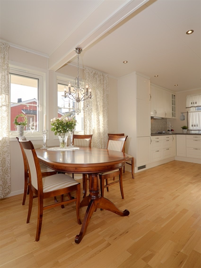 Stue/kjøkken 1. etg Galleribilde