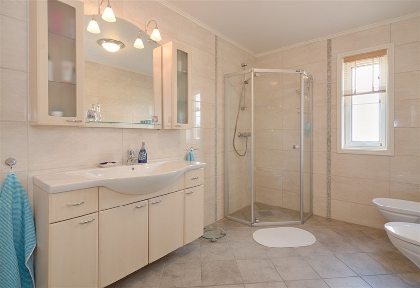 Bad 1. etg Galleribilde