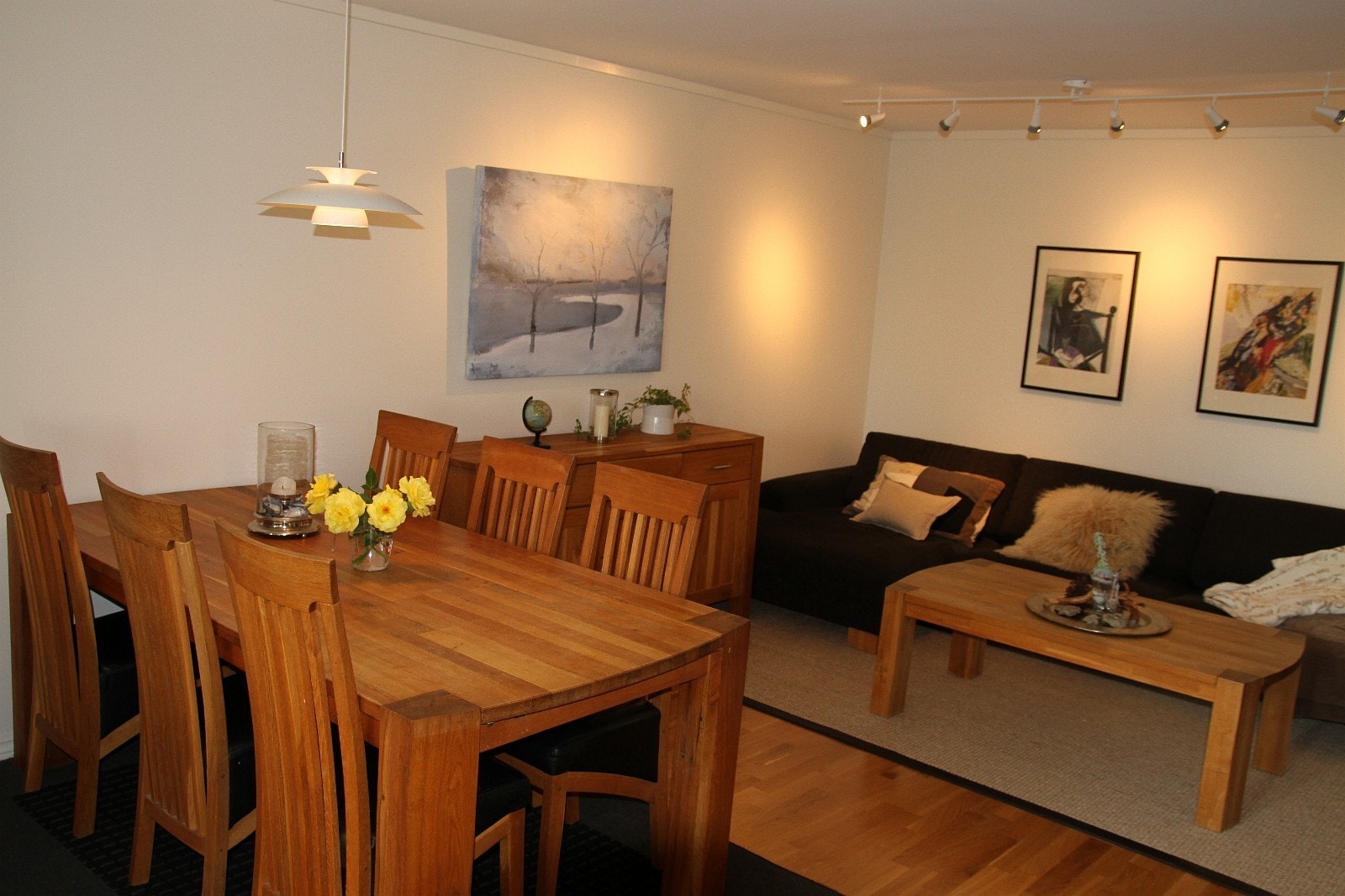 Stue og spiseplass Galleribilde