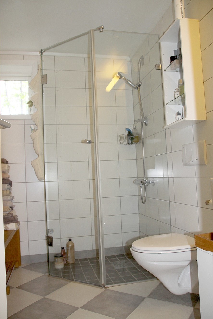 Bad 1.etg (med badekar) Galleribilde