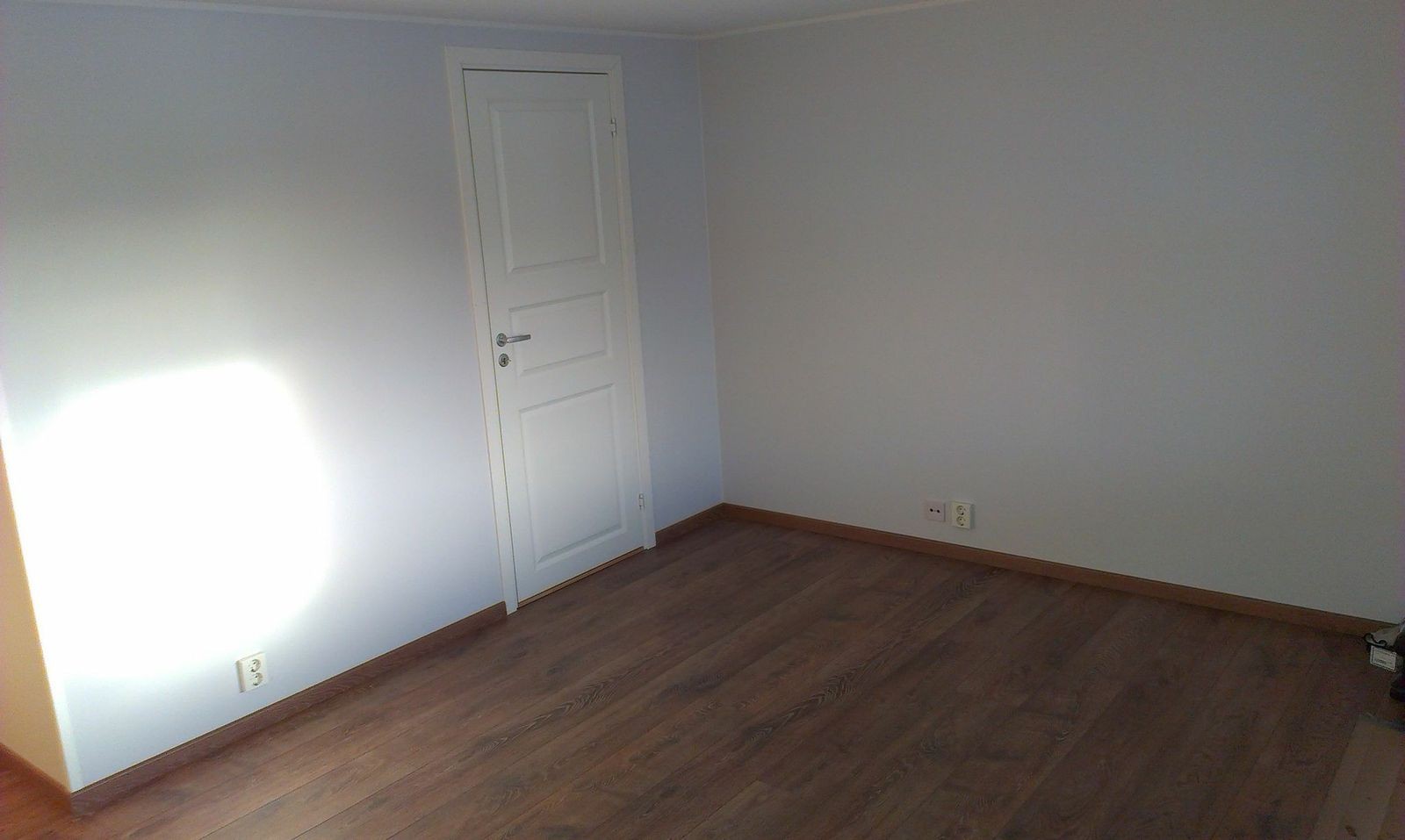 Stue med varme i gulvet Galleribilde