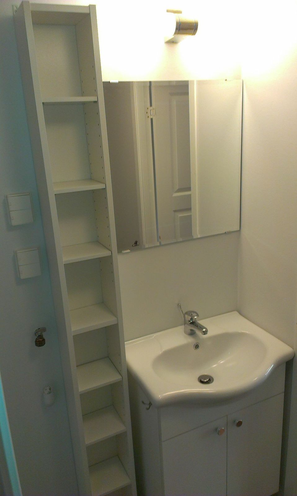 Enkel innredning på bad Galleribilde