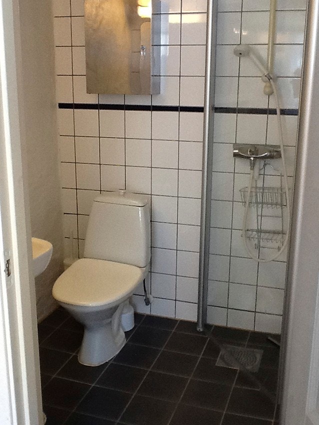 Bad med toalett Galleribilde