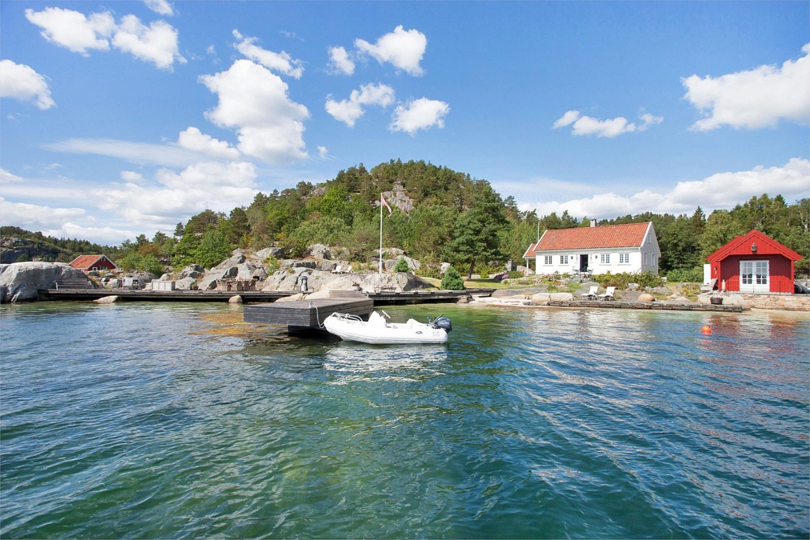 Bilde tatt fra sjøsiden Galleribilde