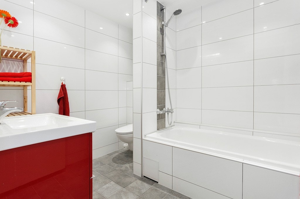 Flislagt bad. Galleribilde