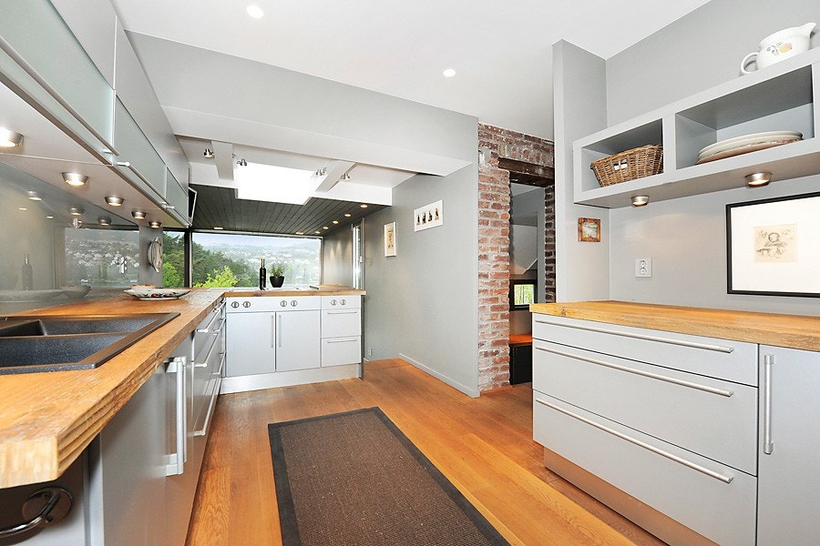 Stilrent og moderne kjøkken Galleribilde