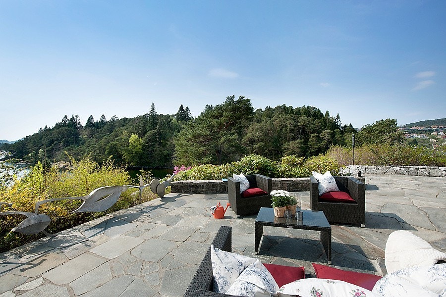 Solrik terrasse Galleribilde