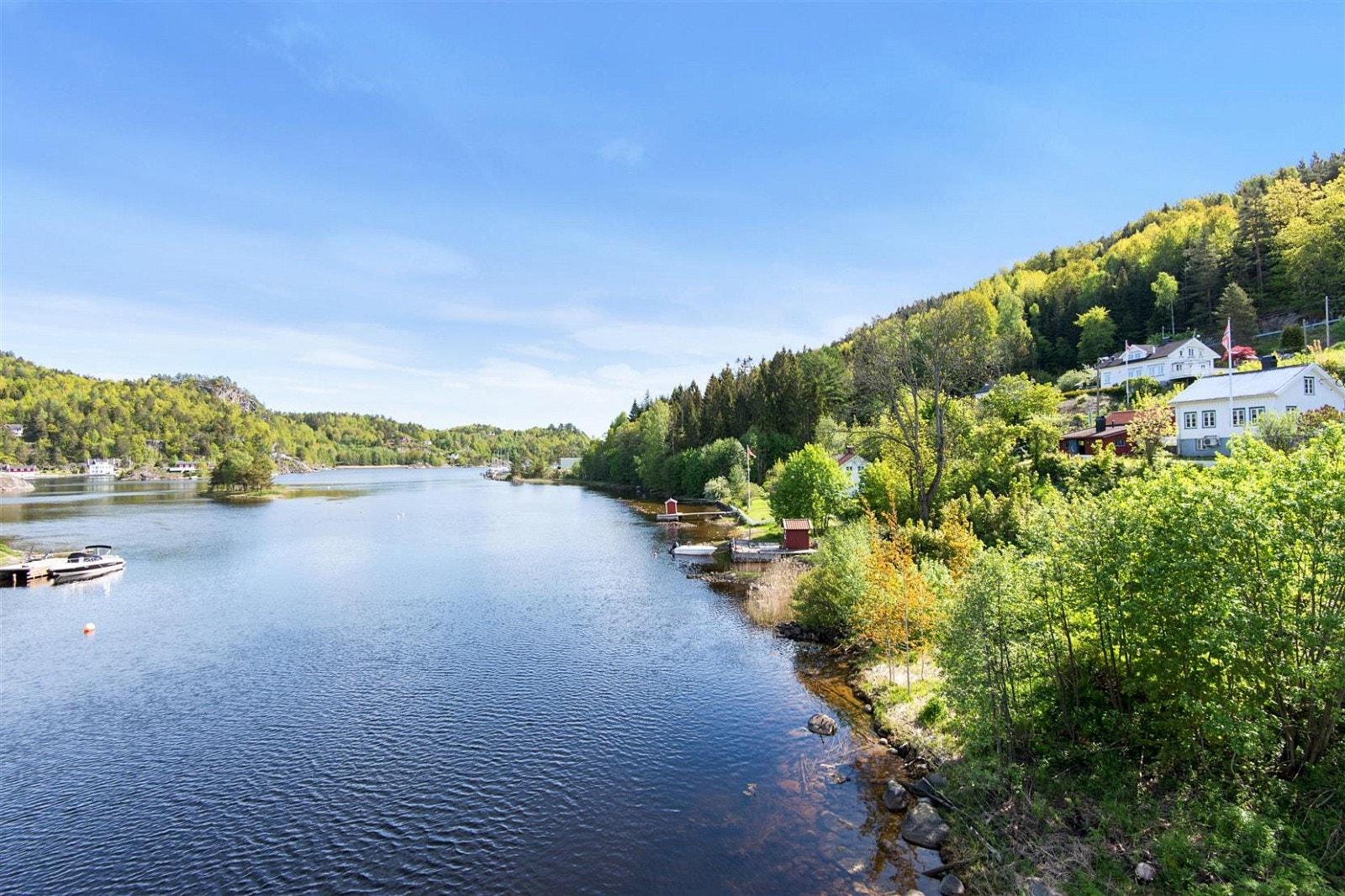 Lagelva. Galleribilde