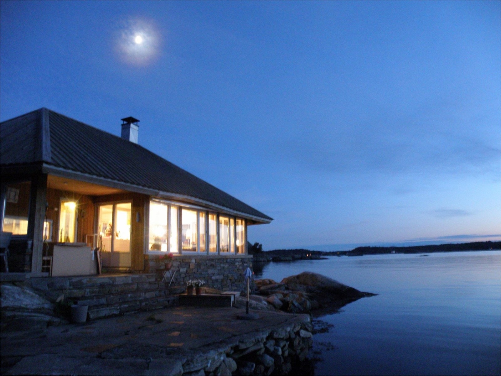 hytten i skumringen Galleribilde