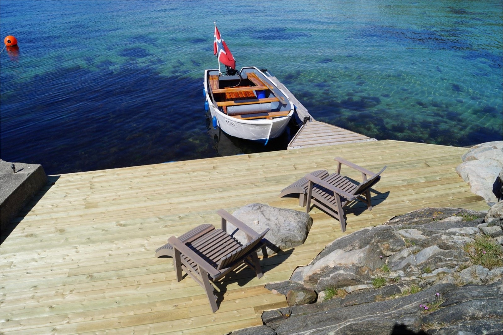 Bilde fra bryggen tatt mai 2015 - med nytt tredekke Galleribilde