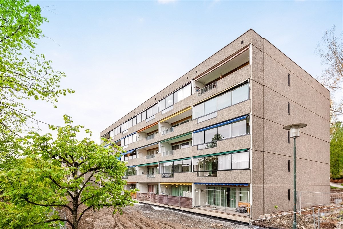 Hovseterveien 54 A har en attraktiv beliggenhet i borettslaget. Det pågår for tiden dreneringsarbeid, men grovarbeidet er nå i sluttfasen Galleribilde