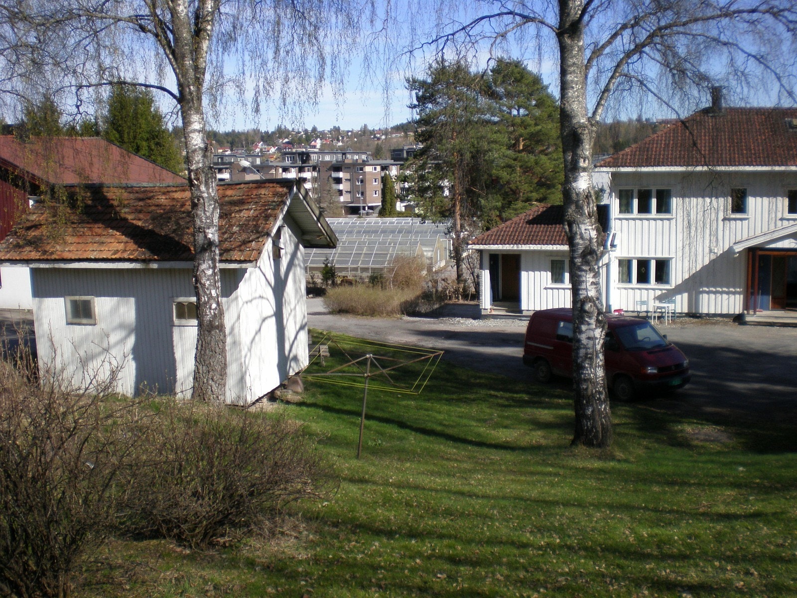 ute om våren
20 Galleribilde