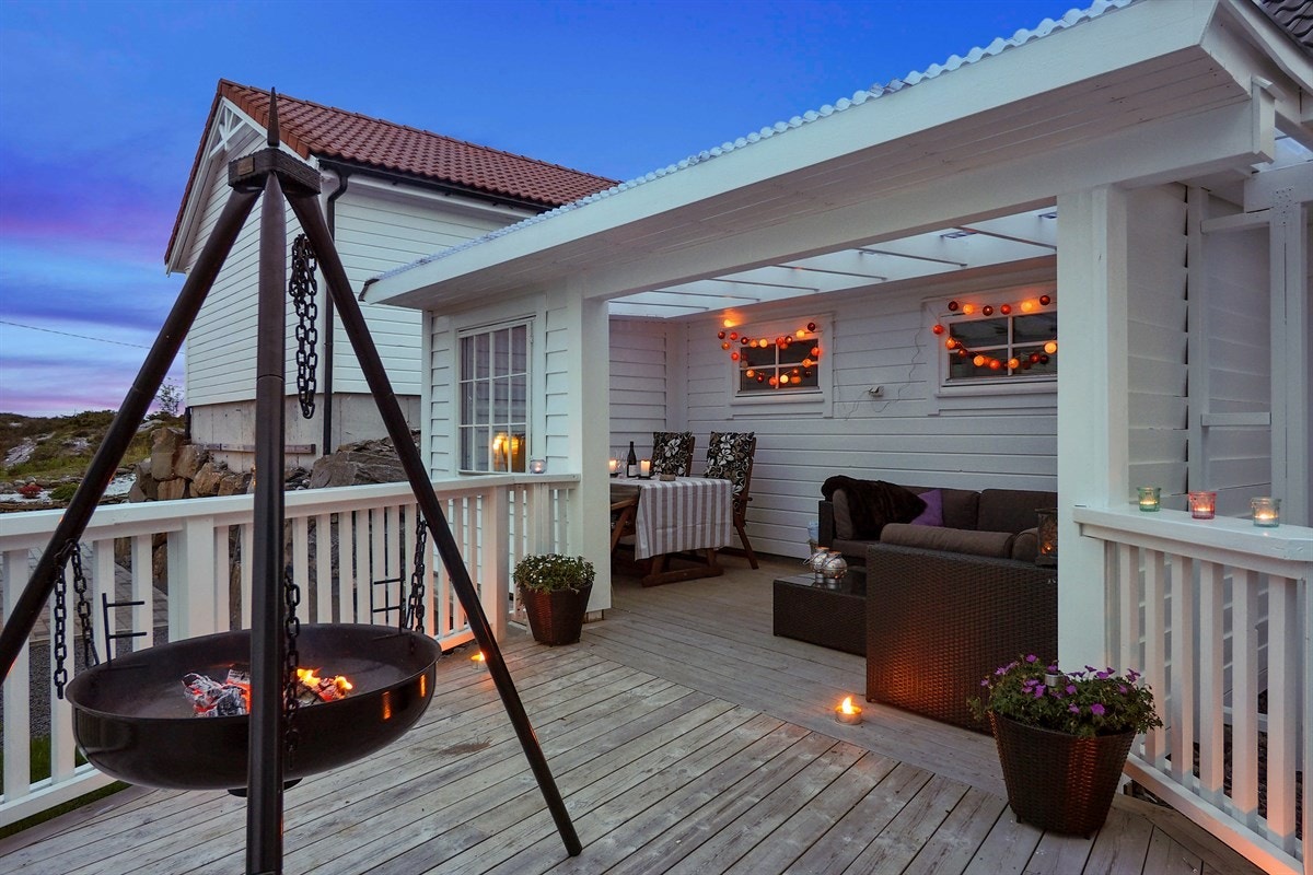 Proaktiv: Fantastisk utestue på terrassen. God plass til spisebordsinnredning og sofa- lounge. Galleribilde