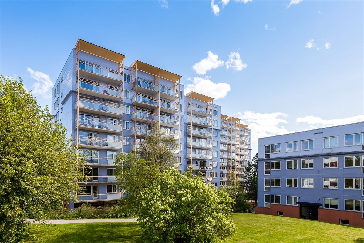 Kollektivet borettslag - borettslaget er kjent for sine gode fasiliteter som bl.a. trimrom, middagsrestauranten "Camilla", musikkrom, barnehage med fortrinnsrett, m.m. Galleribilde