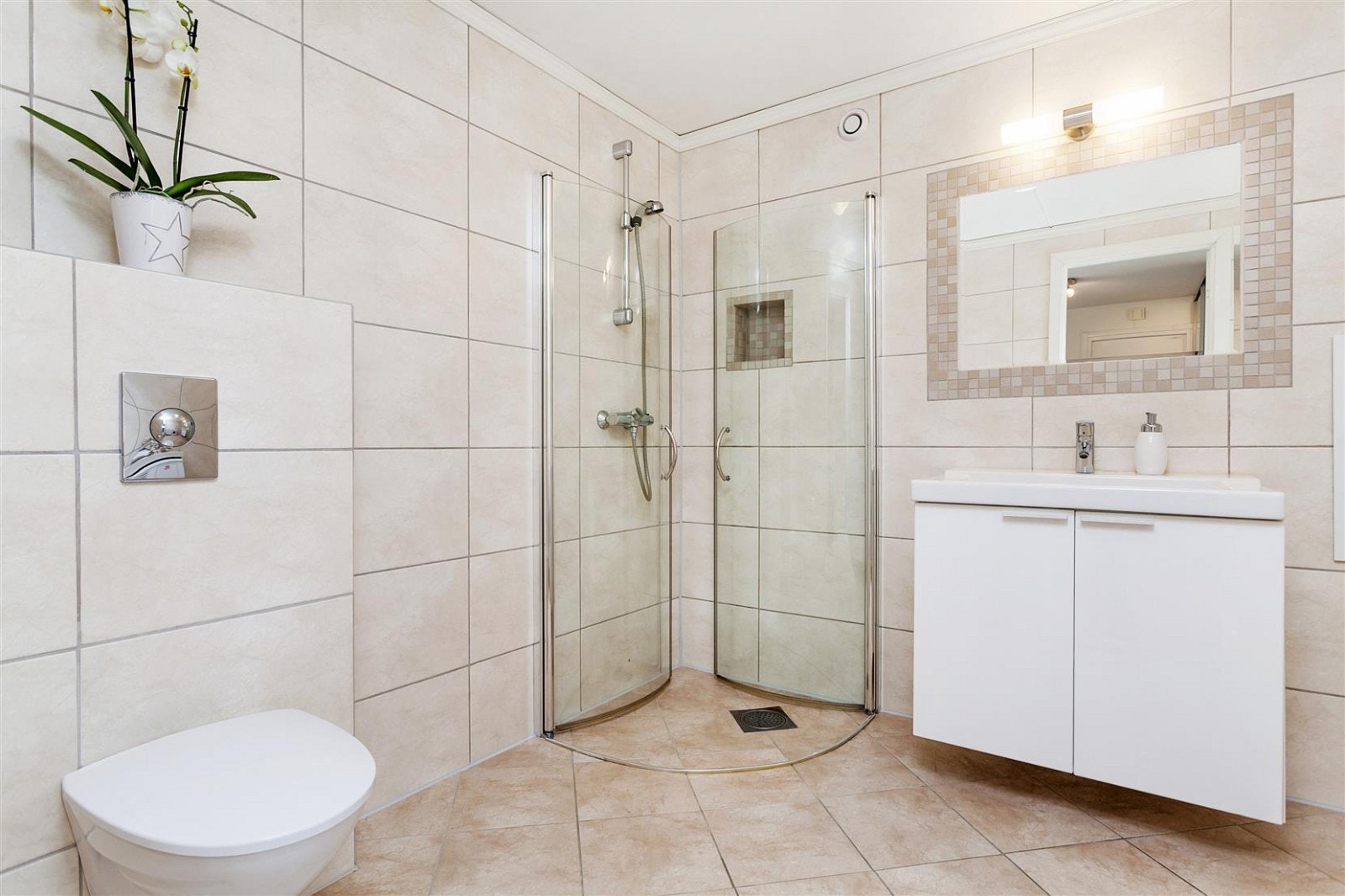 Pent bad pusset opp i 2008 med varmekabler Galleribilde