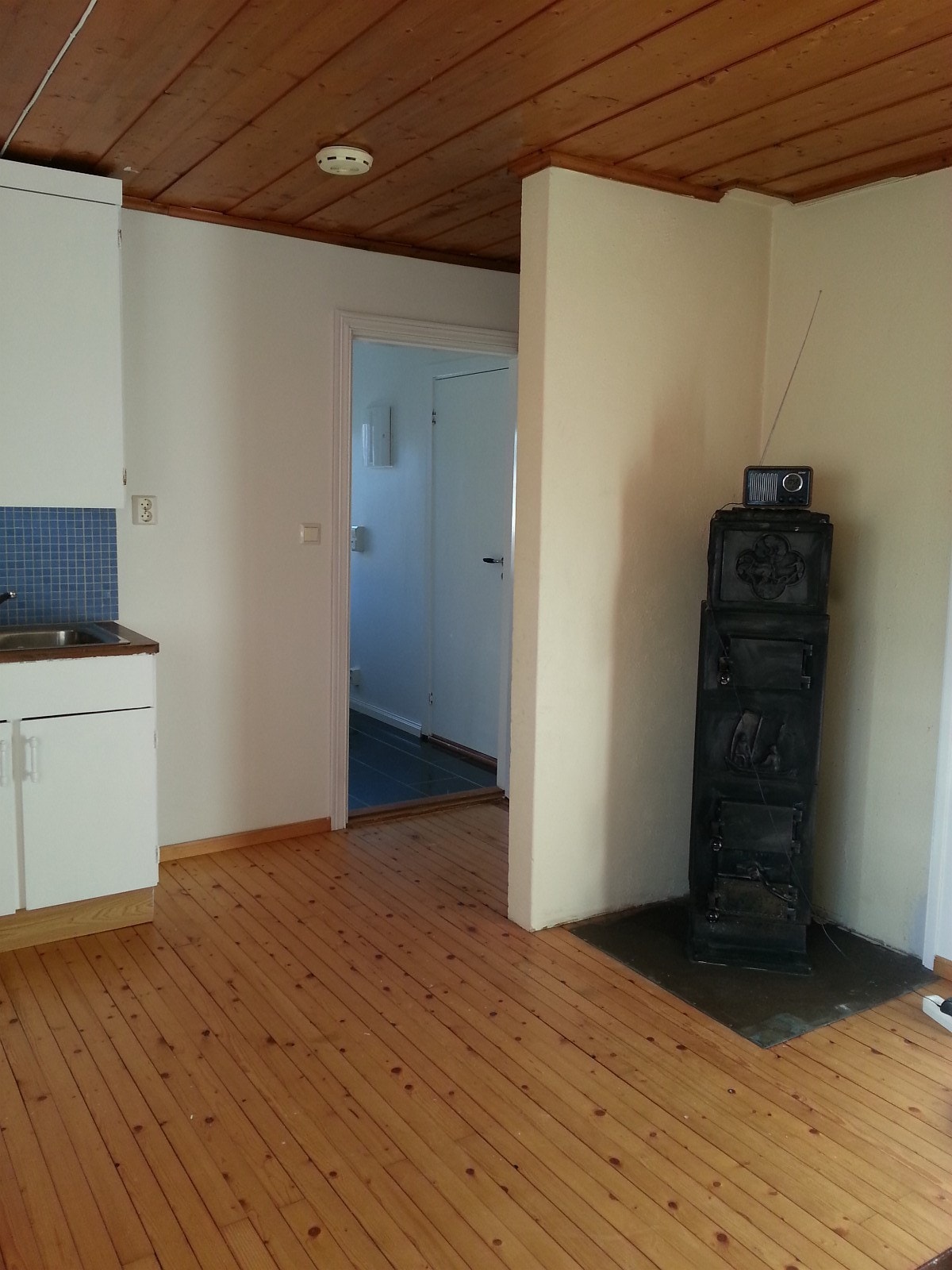Stue m/ peis Galleribilde