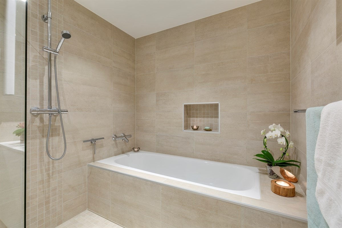 Badekar og dusj Galleribilde