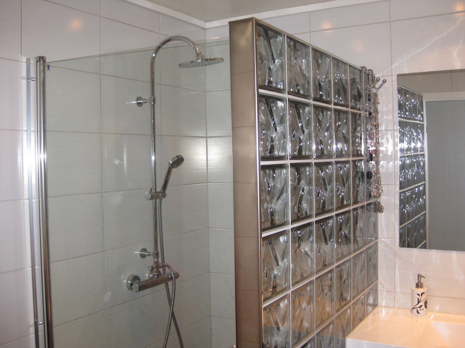 Bad 1. etasje Galleribilde