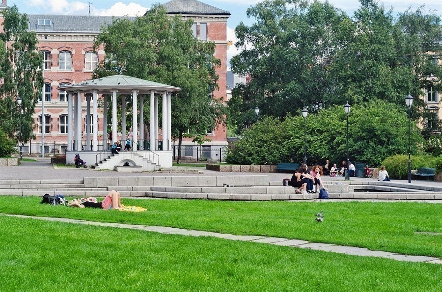 Olaf Ryes Plass Galleribilde