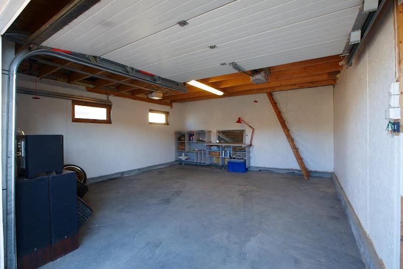 Stor dobbelgarasje Galleribilde