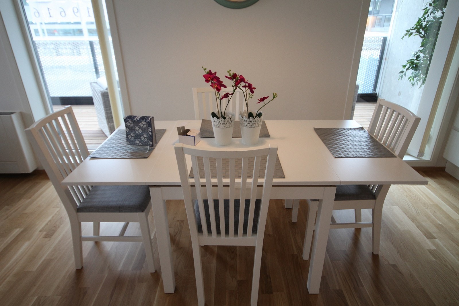 The dining area. Galleribilde